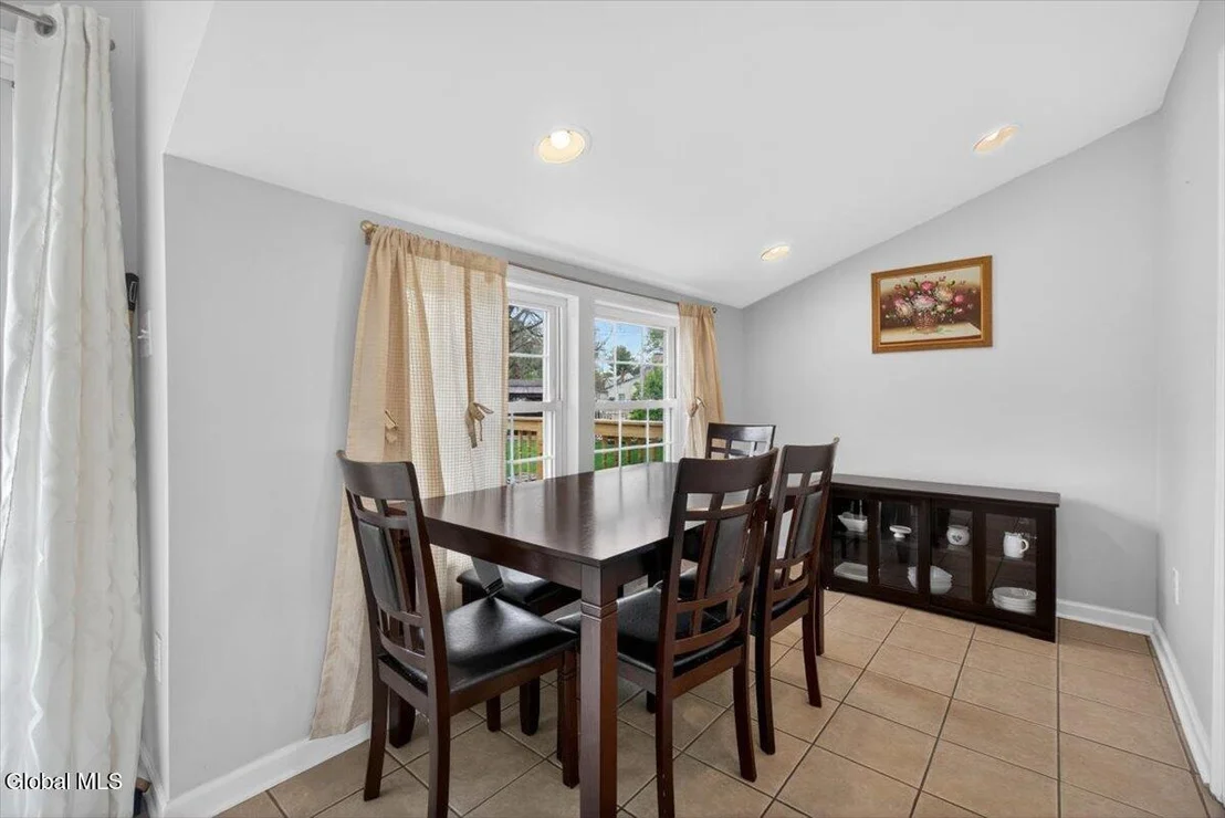 Photo of 117 Locust Park