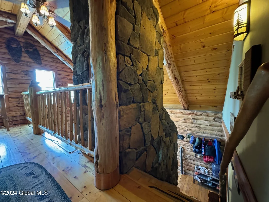 Photo of 75 Forest Way