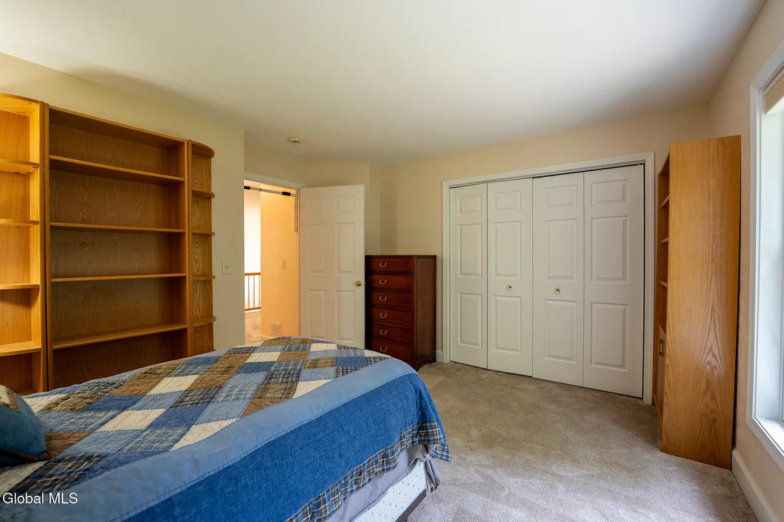 Photo of 10 Whitestone Way