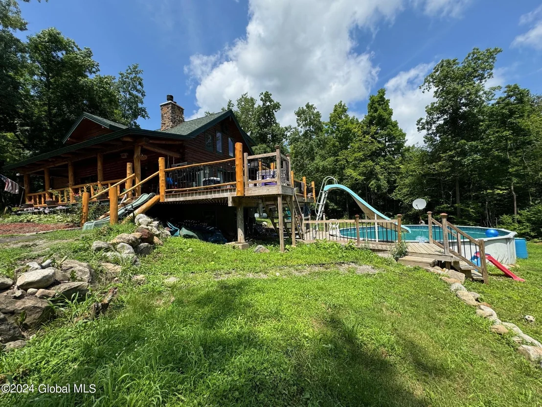 Photo of 75 Forest Way