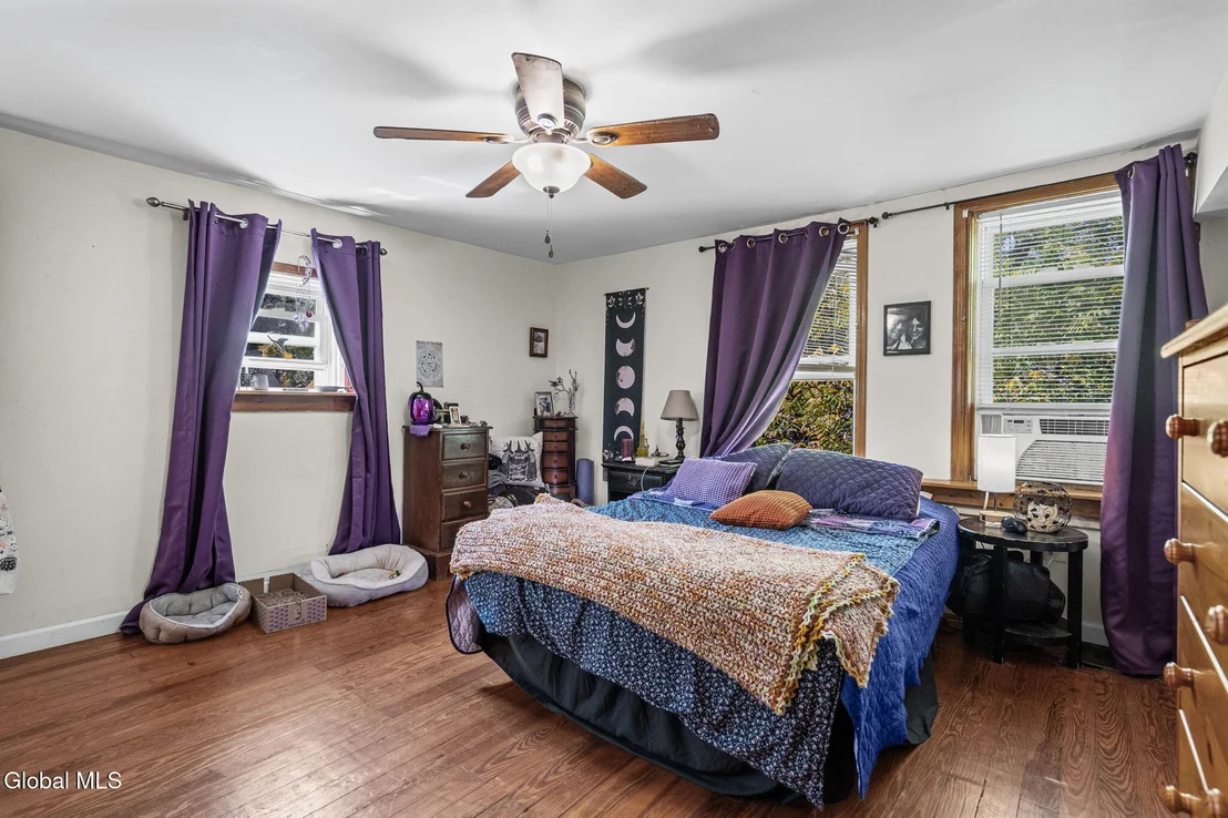 Photo of 19 Fulton Parkway