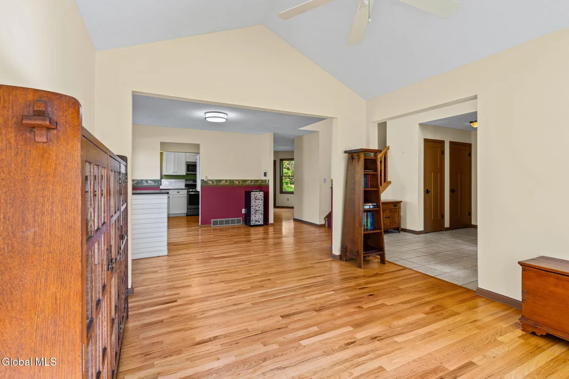 Photo of 107 Fox Run Drive