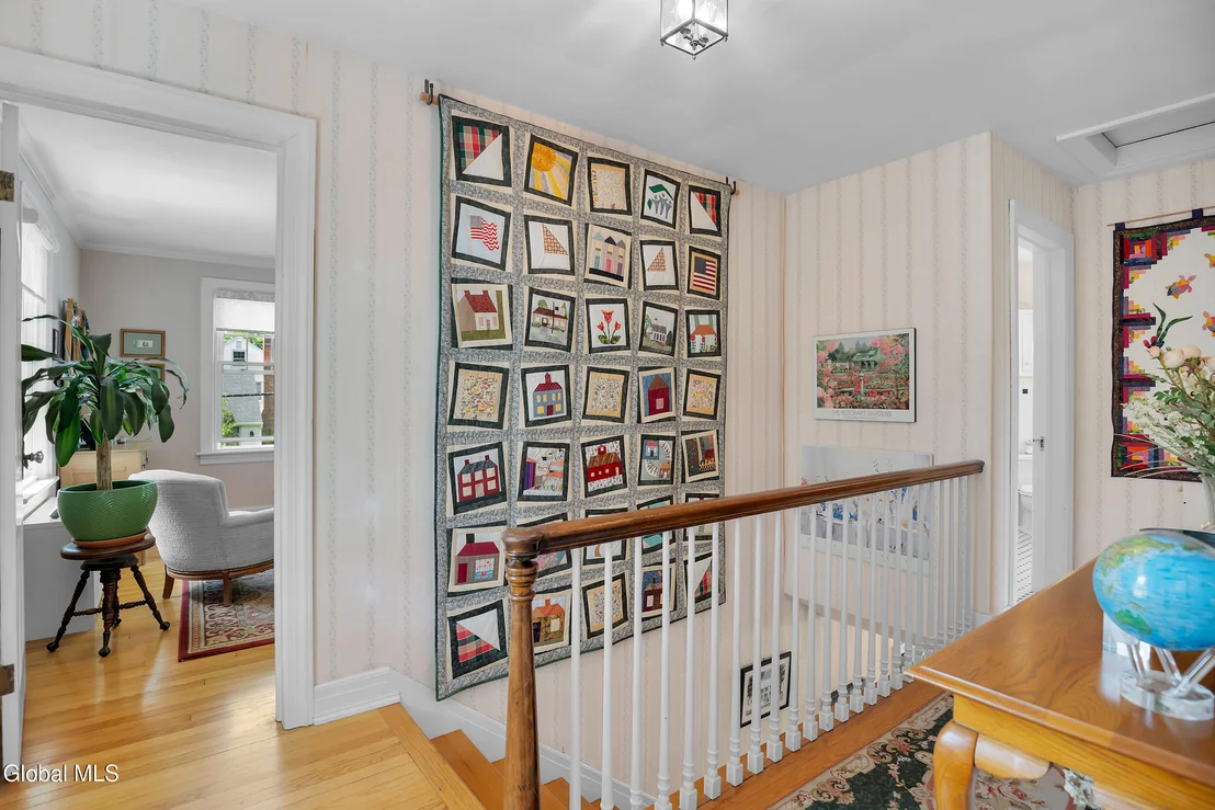 Photo of 723 Sanders Avenue