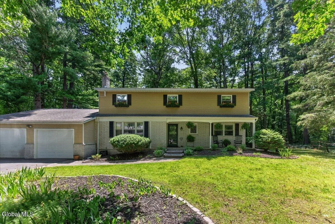 Photo of 8 Cypress Pt