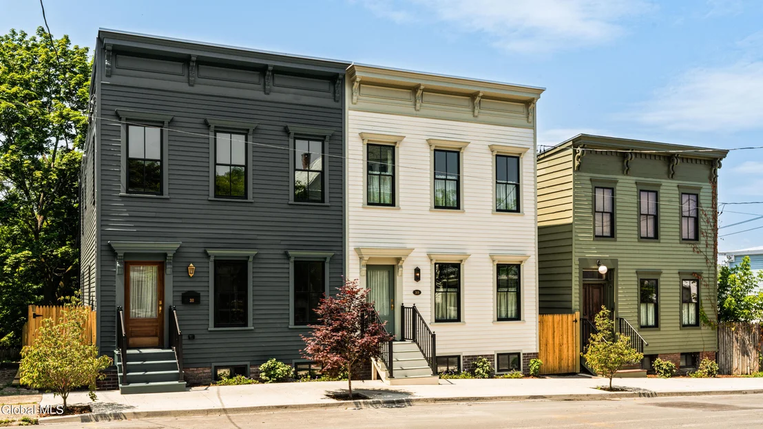 Photo of 309 State Street