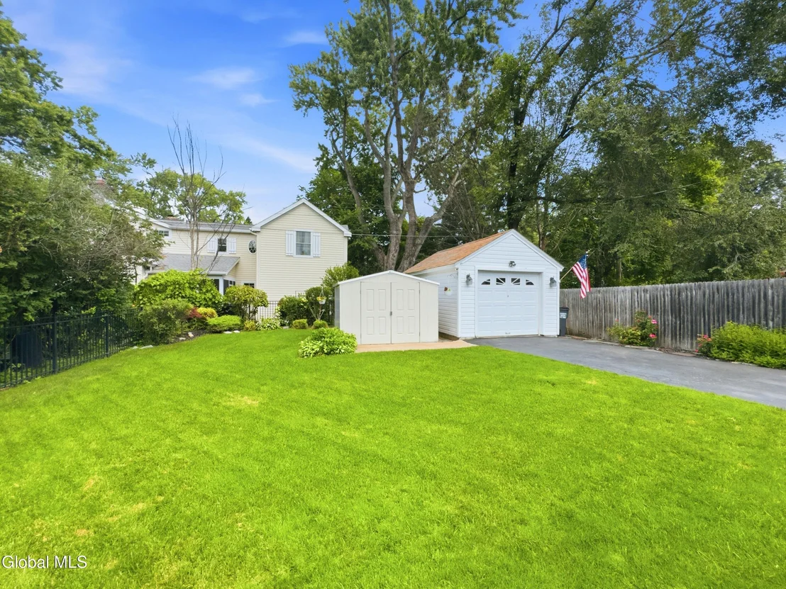 Photo of 2313 Barcelona Road