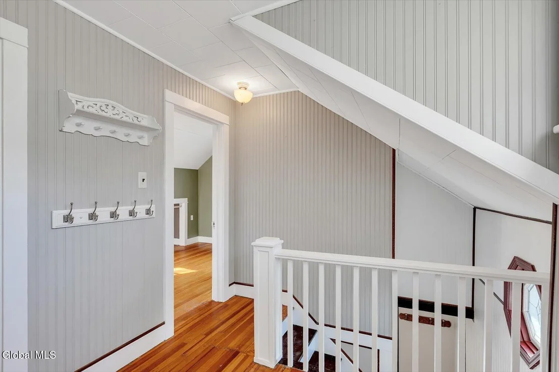 Photo of 2 Irving Place