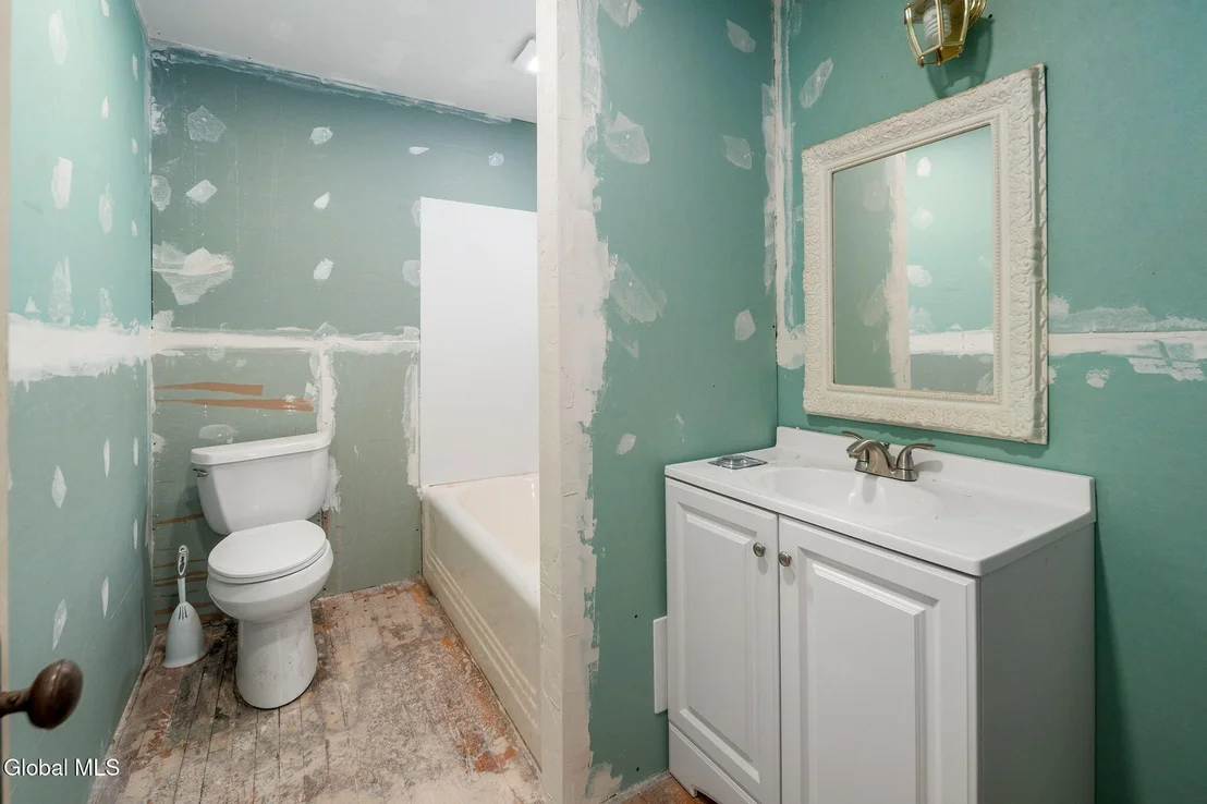 Photo of 137 Washington Avenue