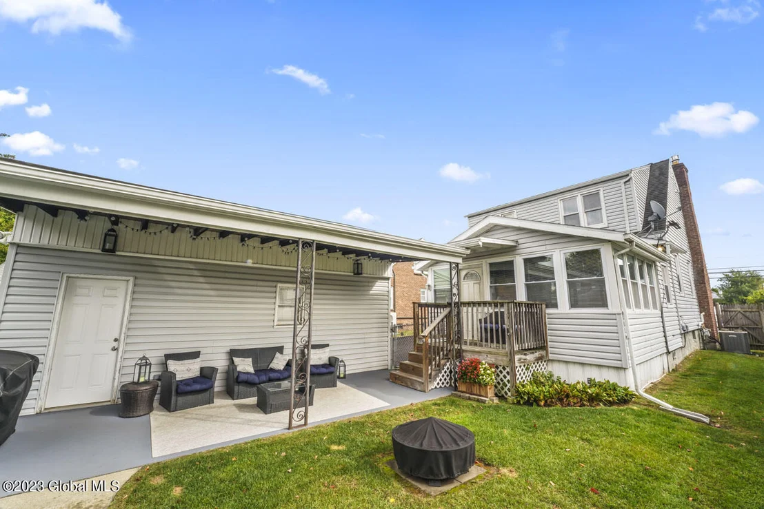Photo of 105 Frederick Avenue