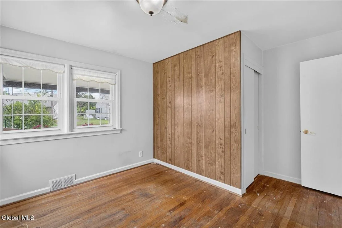 Photo of 429 Delaware Avenue