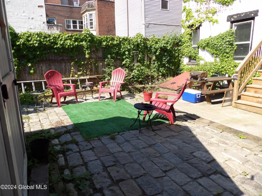 Photo of 128 Mohawk Street