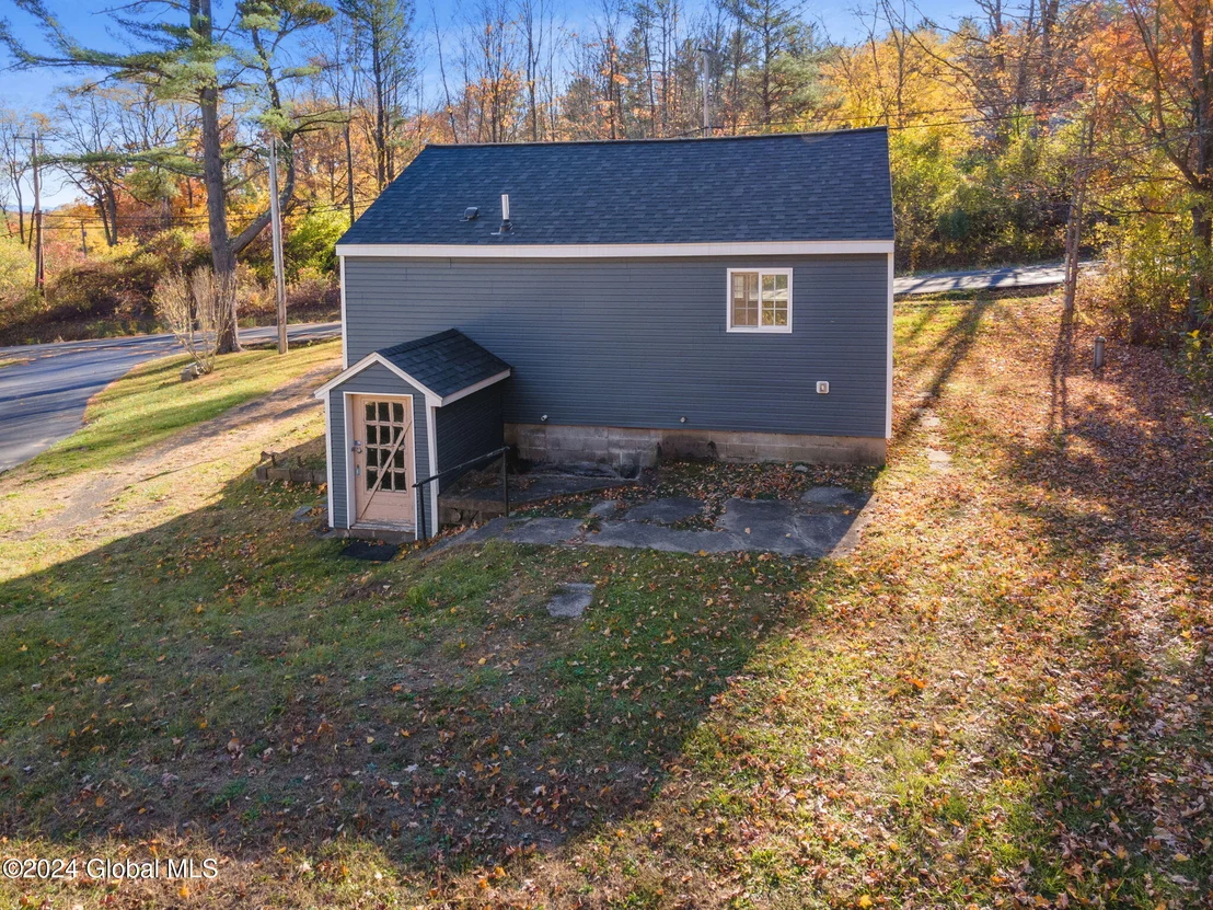 Photo of 388 Gordon Road