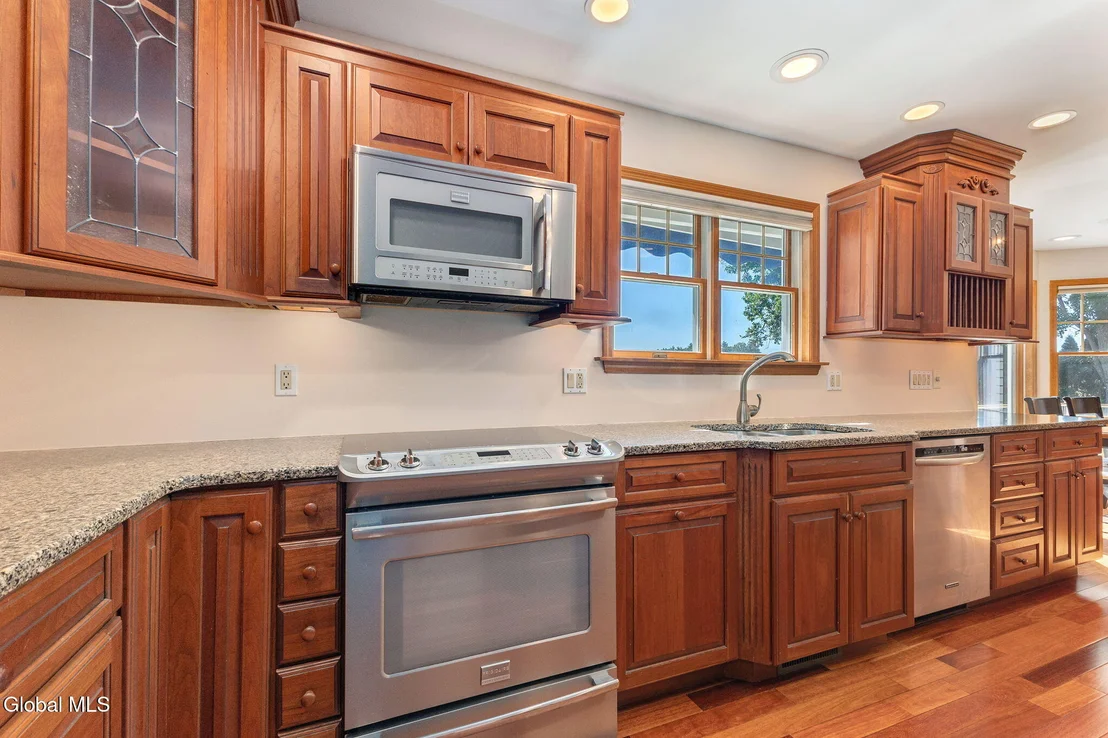Photo of 3079 New Williamsburg Drive