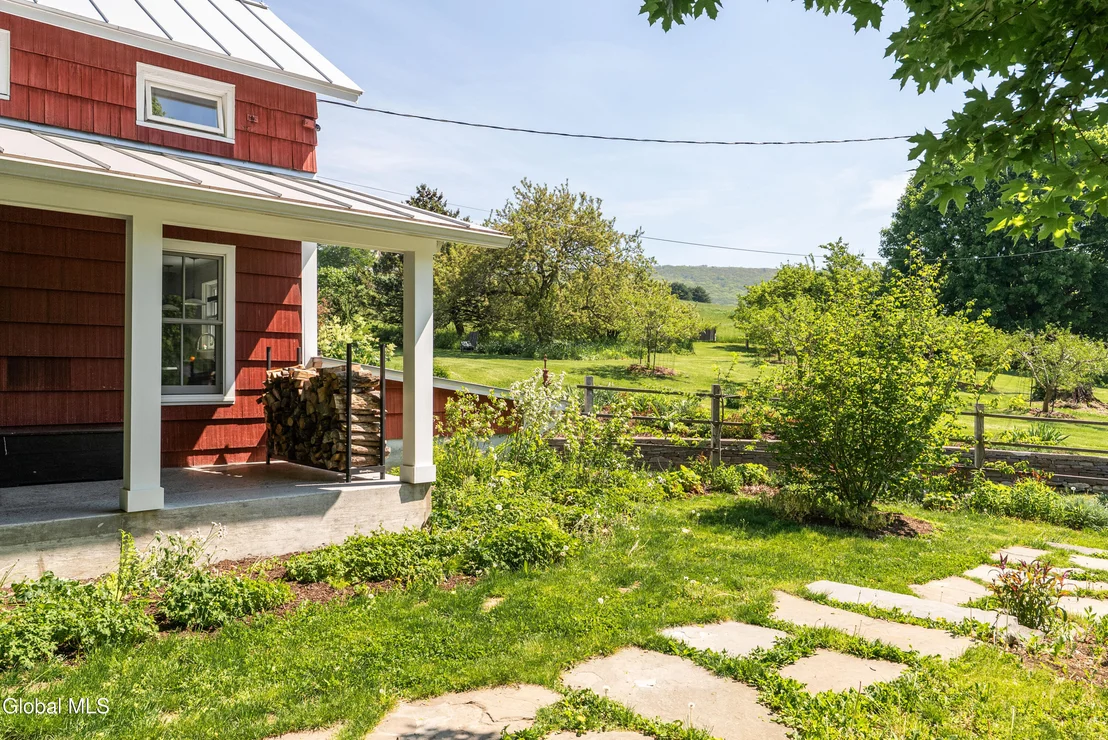 Photo of 1 Breezy Hill Road