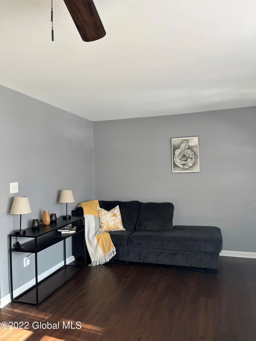 Photo of 1393 Kingston Ave