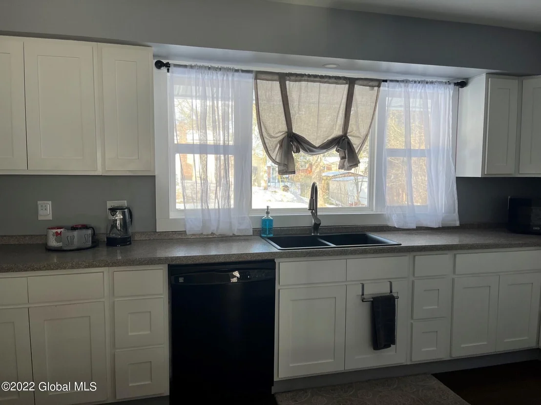 Photo of 1393 Kingston Ave
