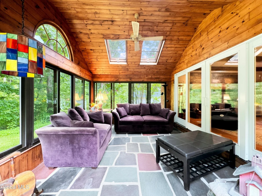 Photo of 7 Macaffer Drive
