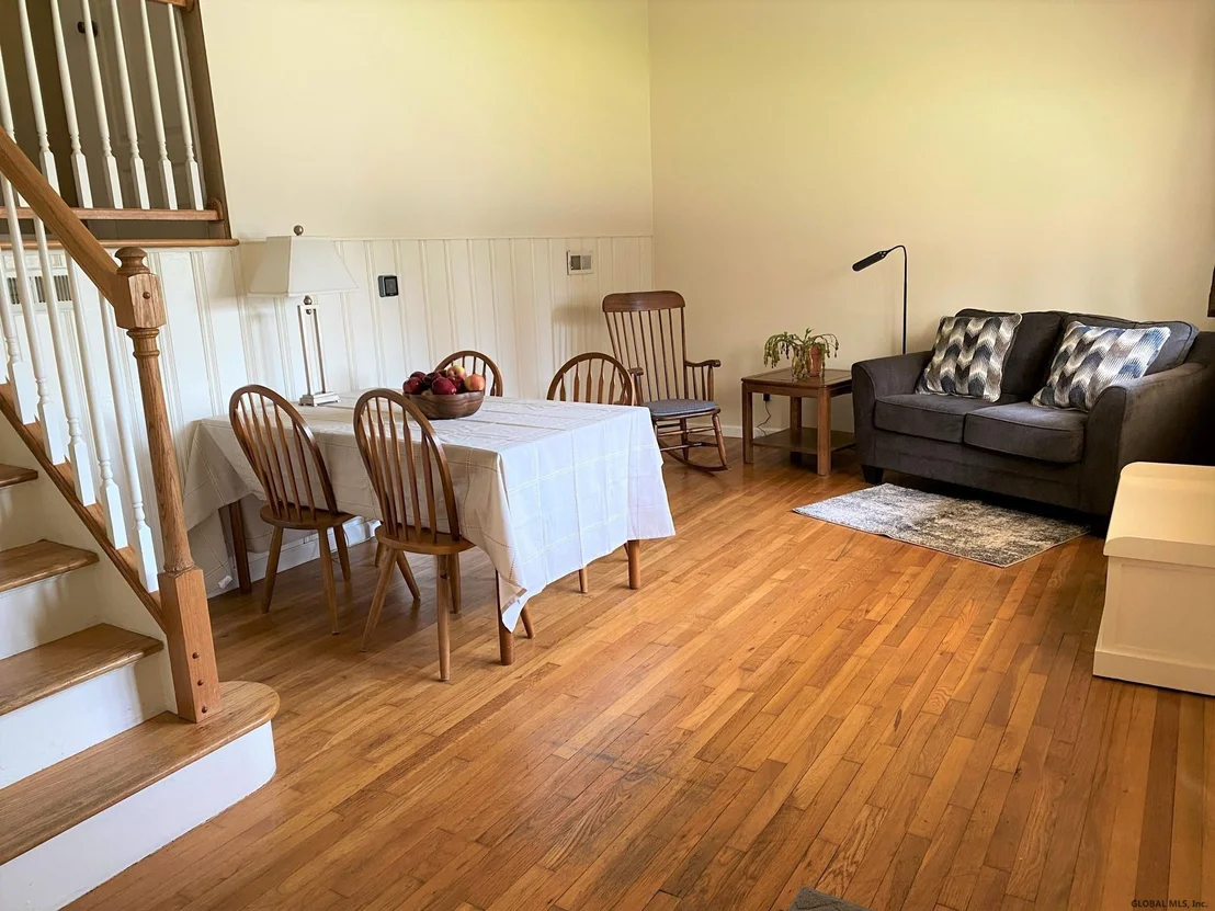 Photo of 4 JEAN Place