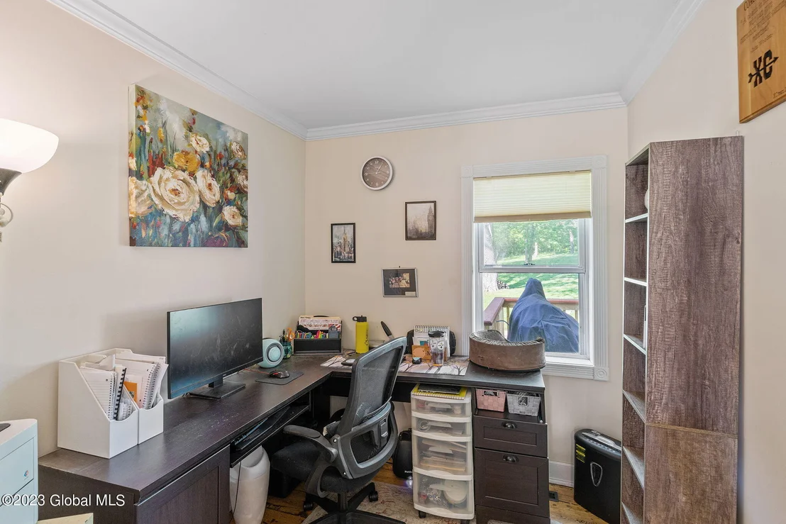 Photo of 207 Maple Avenue