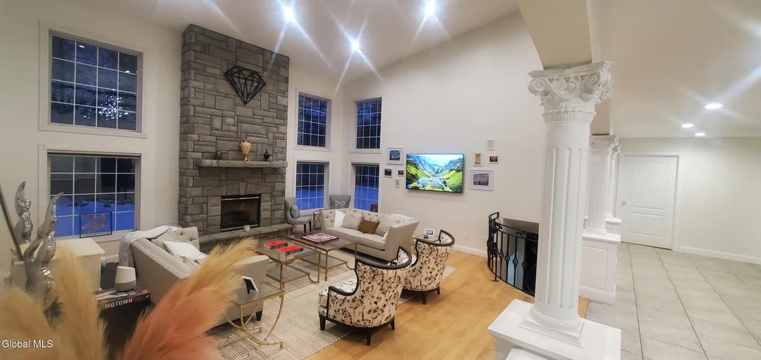Photo of 2820 Balltown Road
