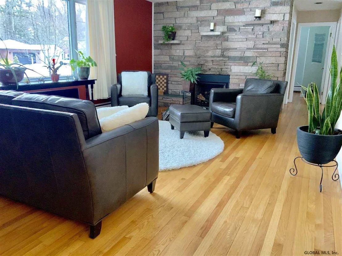 Photo of 6 CLARKSON Road