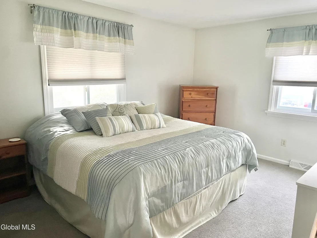 Photo of 1016 Gates Drive