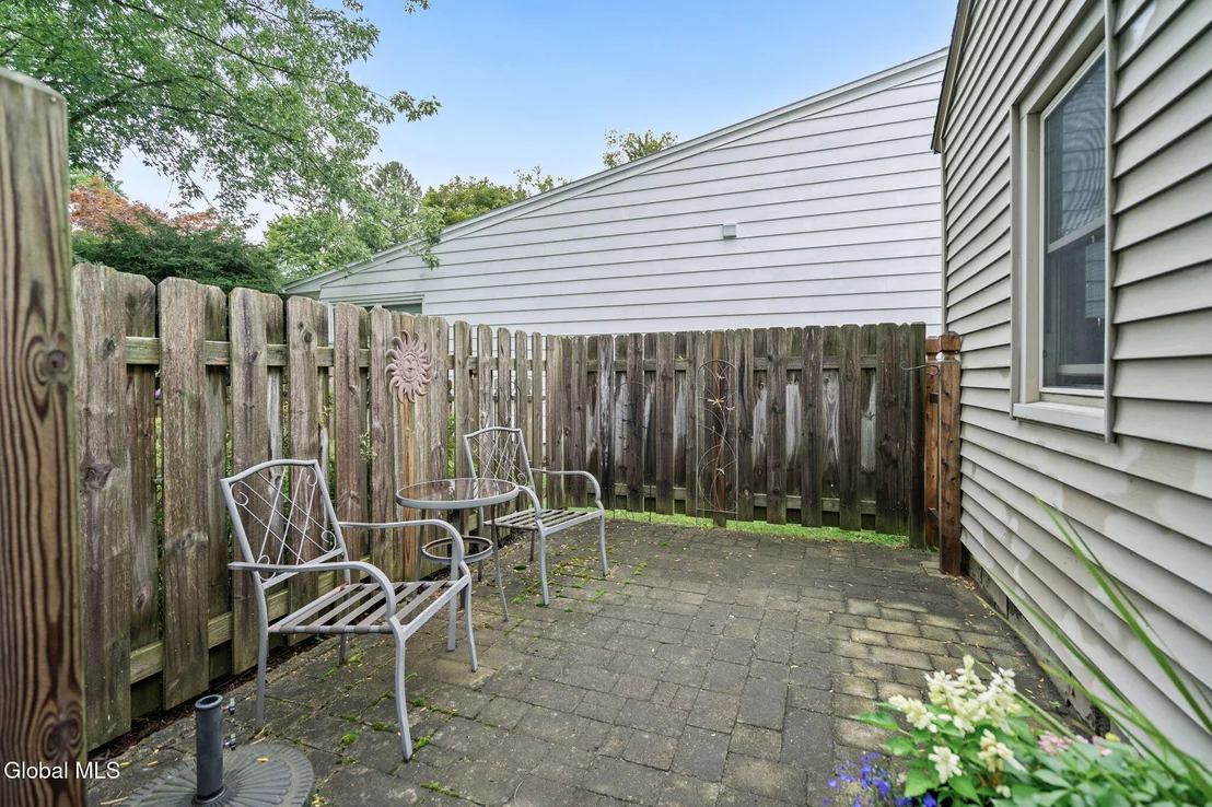 Photo of 303 Wren Street
