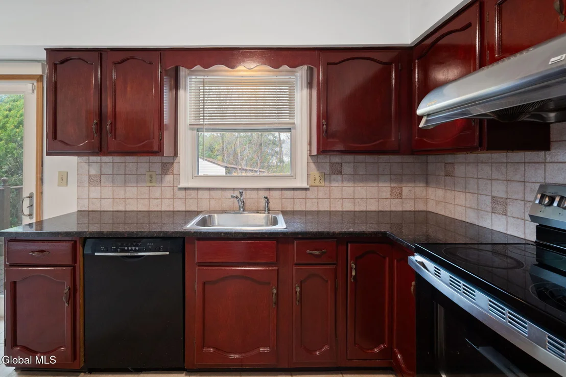 Photo of 5113 Foxwood Drive