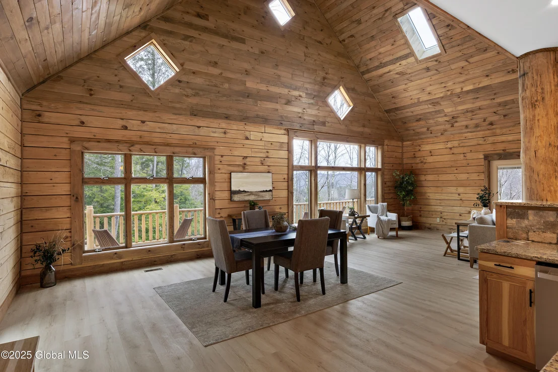 Photo of 9 Spring Woods