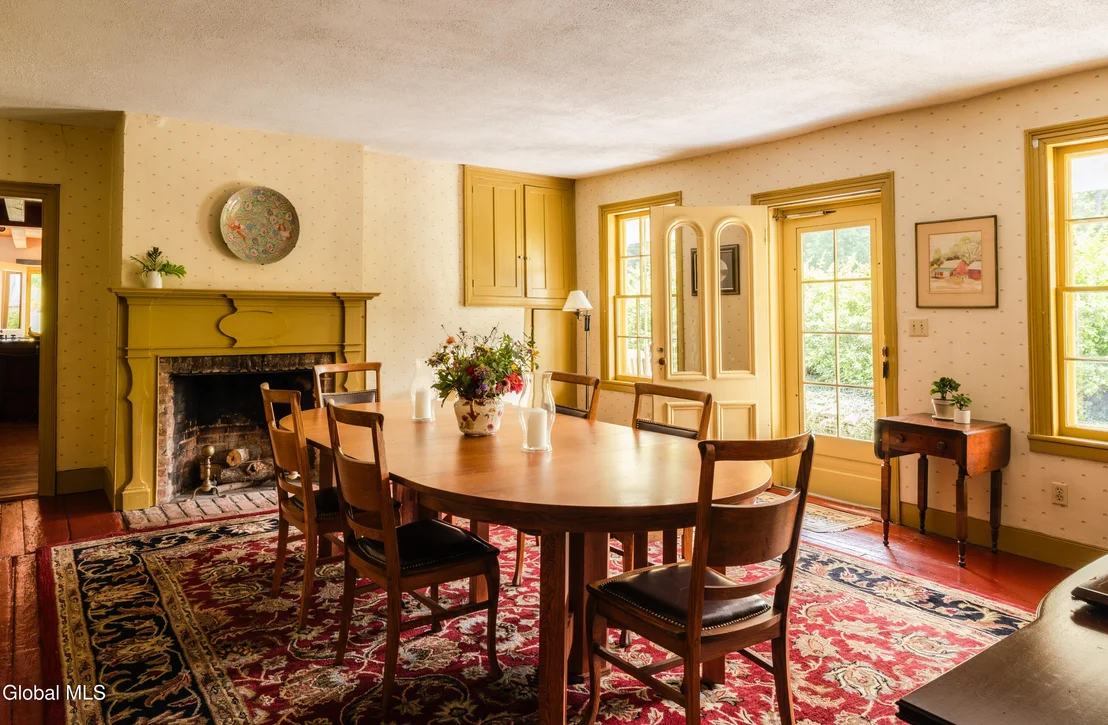Photo of 14 & 18 Clove Road