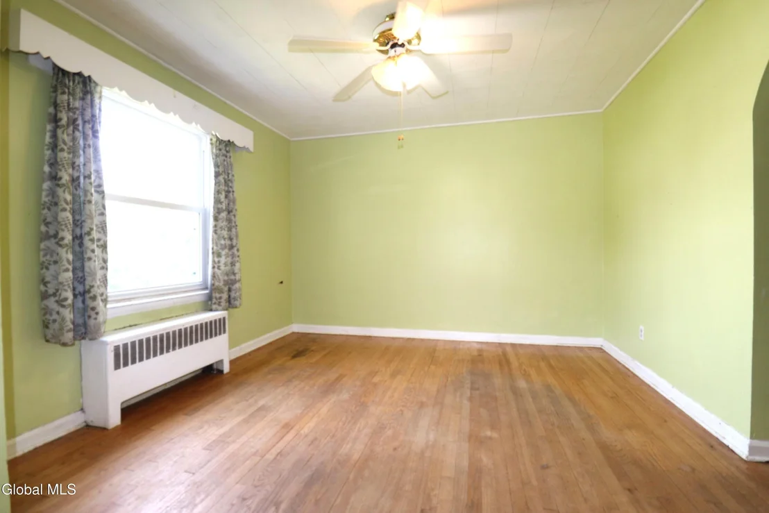 Photo of 2116 Neil Street