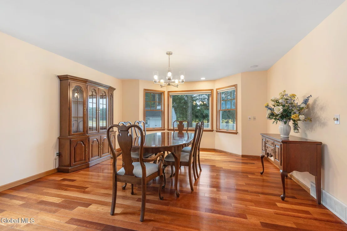 Photo of 3079 New Williamsburg Drive