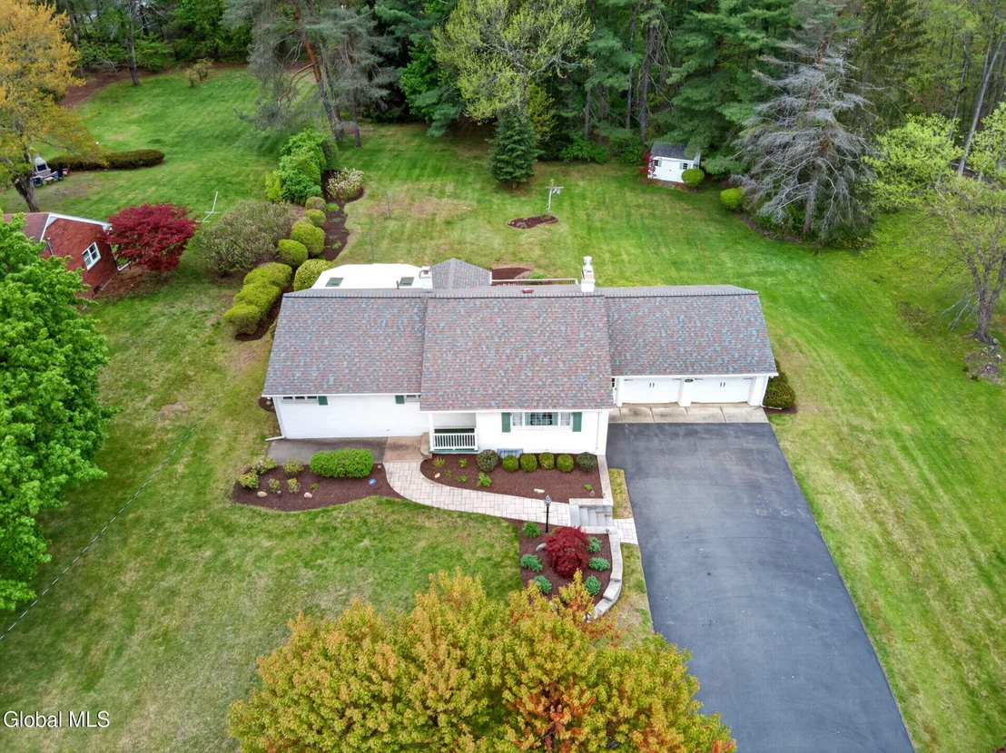 Photo of 280 Lishakill Road