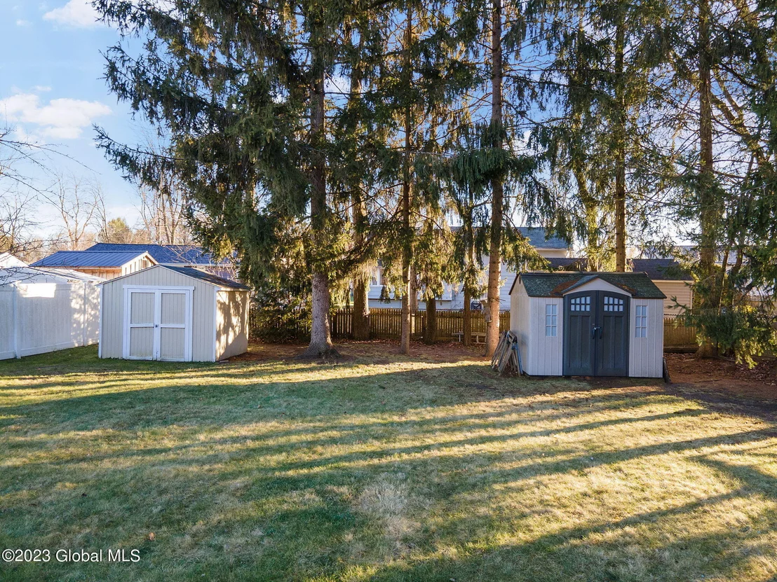 Photo of 41 Bayberry Road