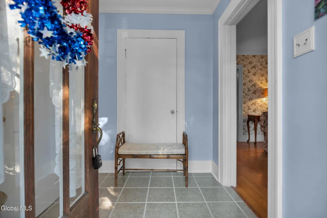 Photo of 820 Central Parkway