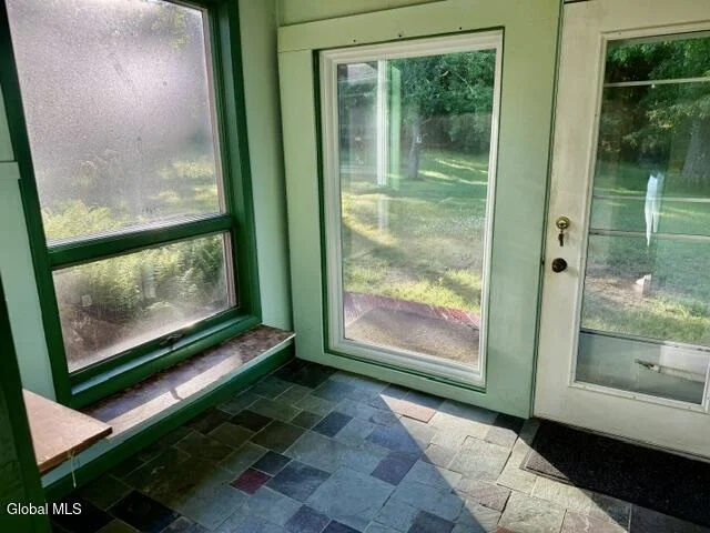Photo of 28 Starcrest Drive