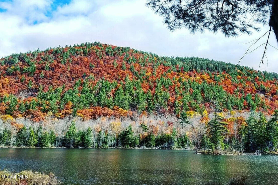 Photo of 128 Mountain Path