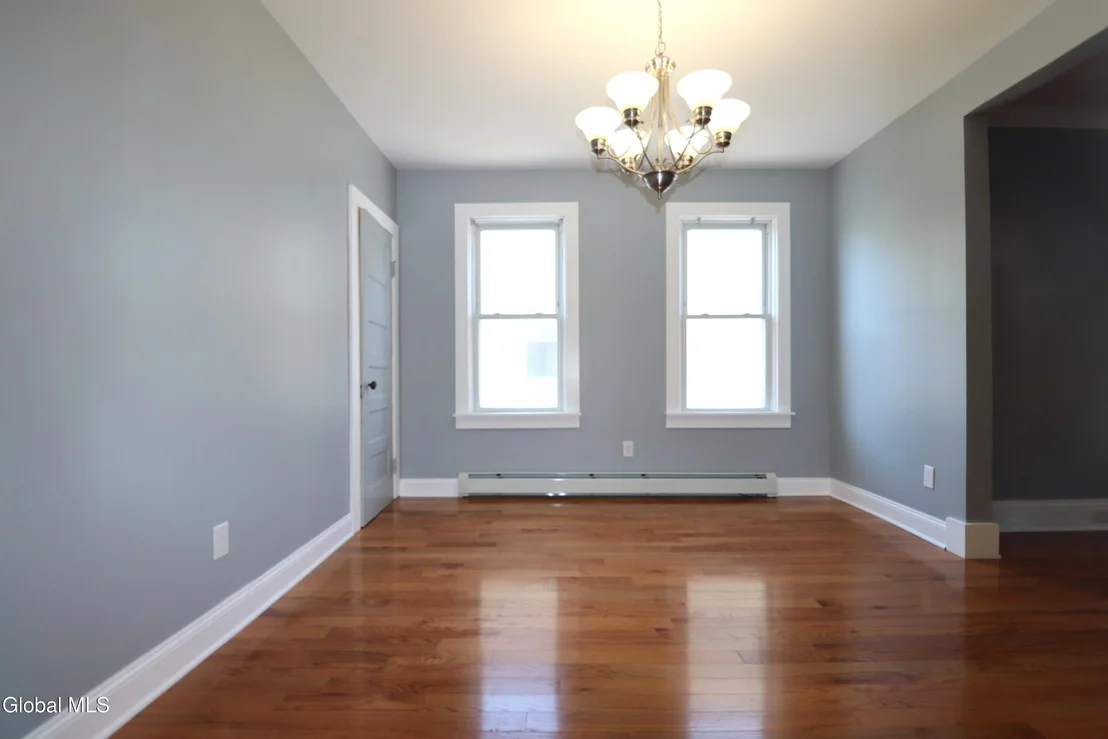 Photo of 417 Eleanor Street