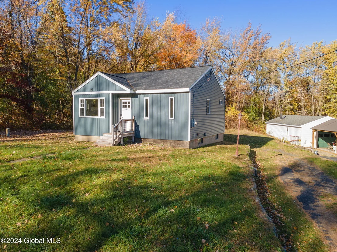 Photo of 388 Gordon Road