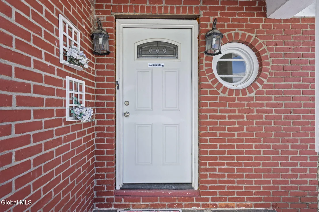 Photo of 173 Marshall Avenue