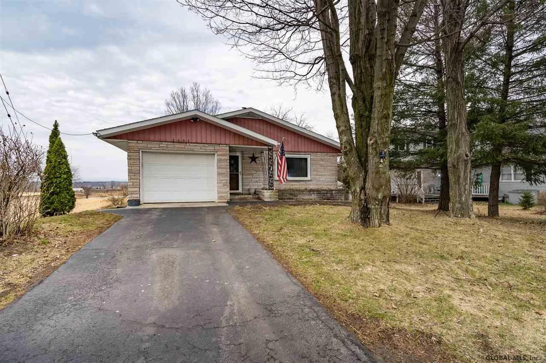 Photo of 2391 BROOKVIEW Road