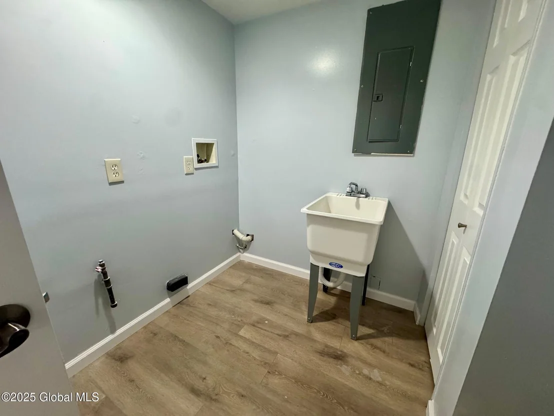 Photo of 1020 Inner Drive