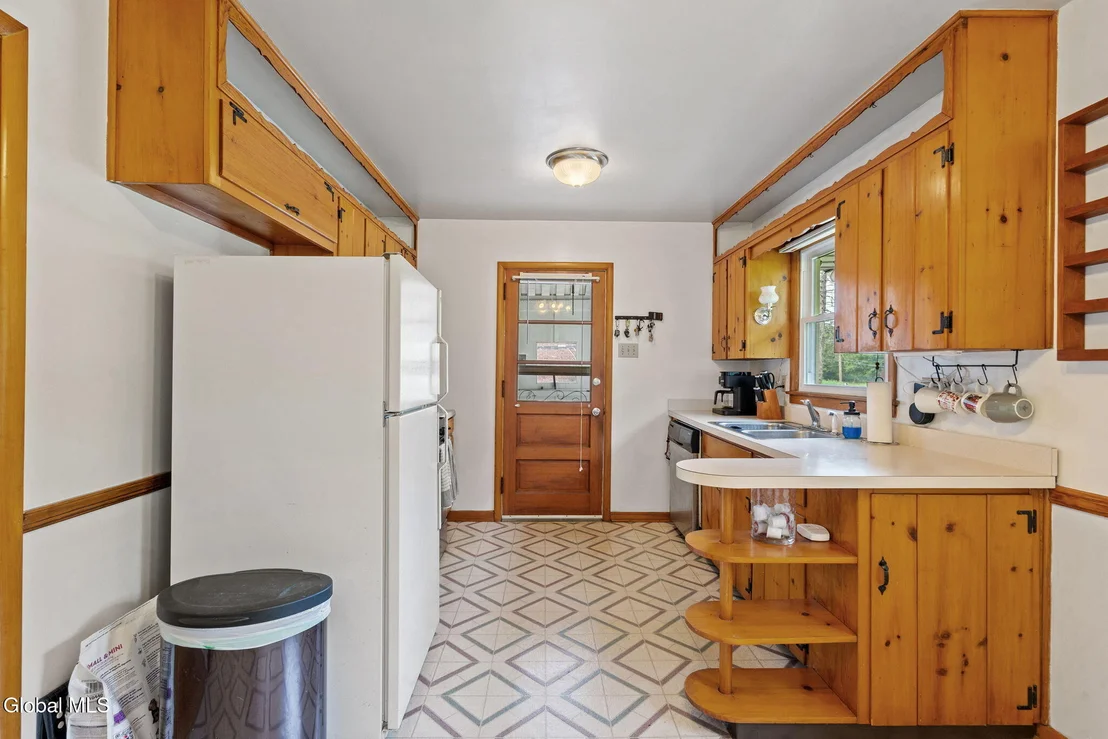Photo of 2303 Balltown Road