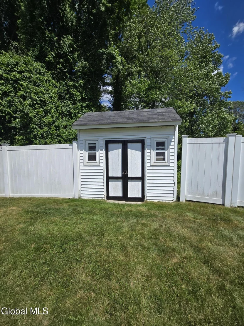 Photo of 1016 Gates Drive