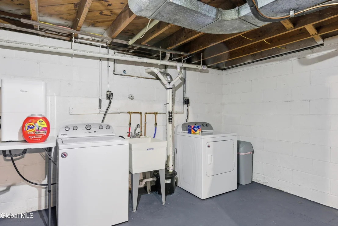 Photo of 105 Lake Drive