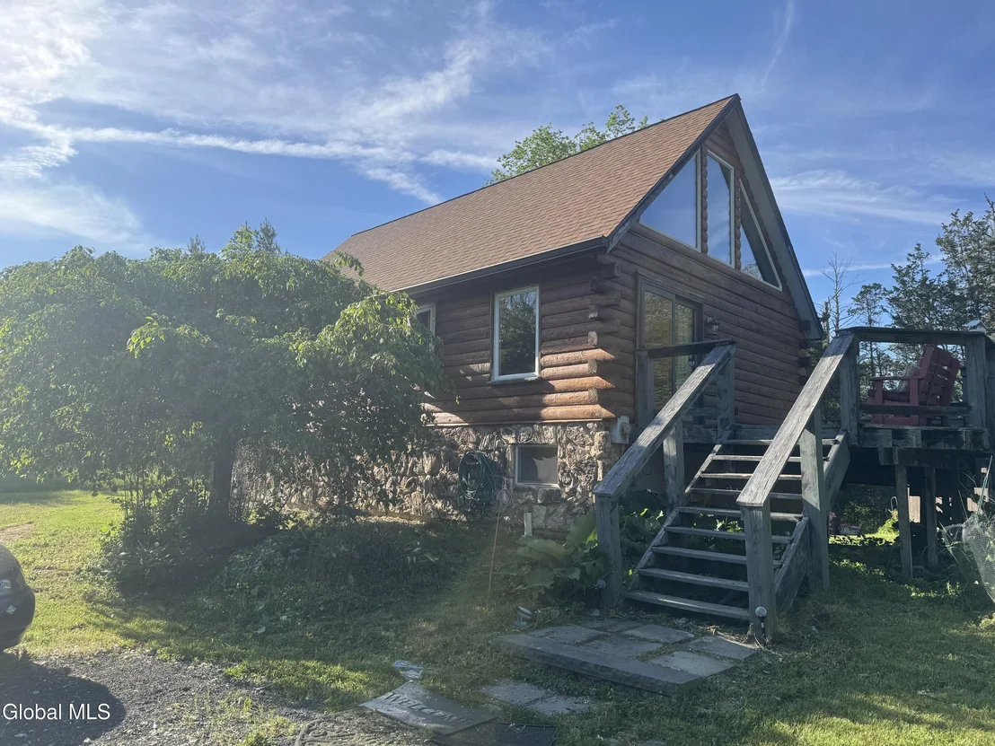Photo of 26 Squire Lane