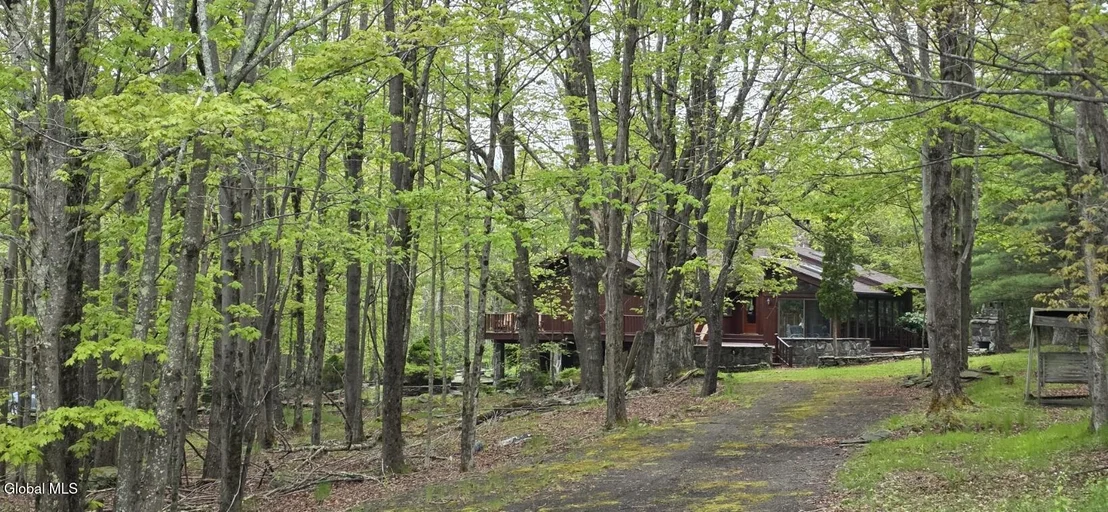 Photo of 184 Cloos Road