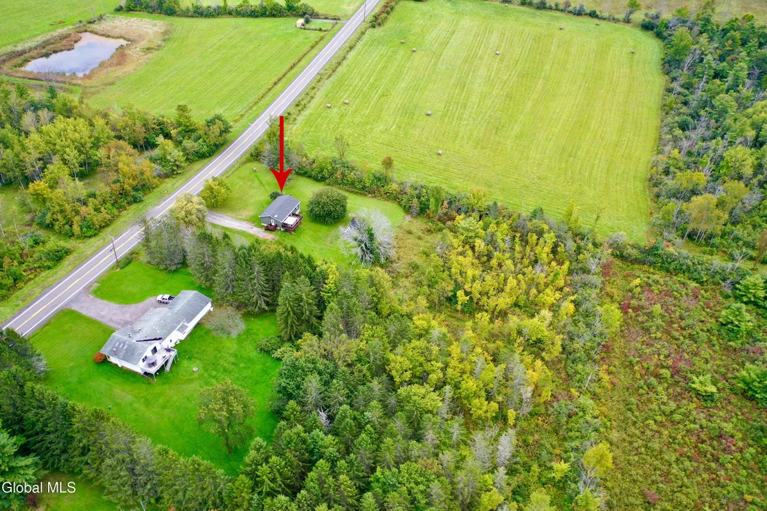 Photo of 455 Middle Road