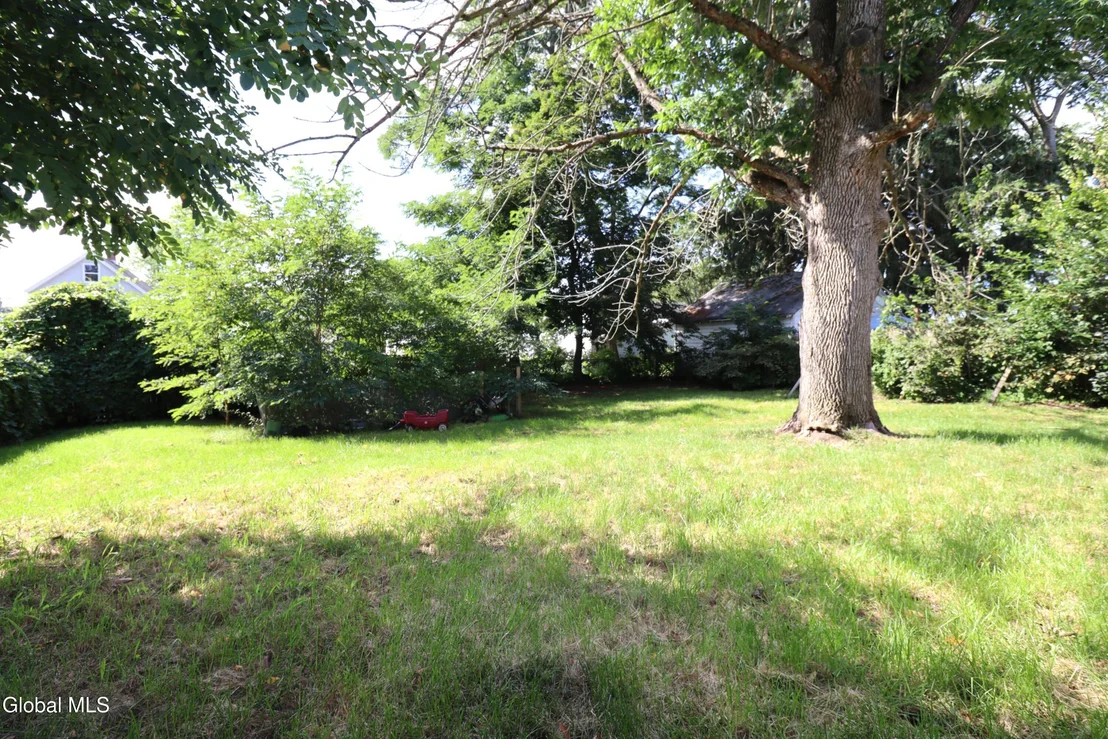 Photo of 2116 Neil Street
