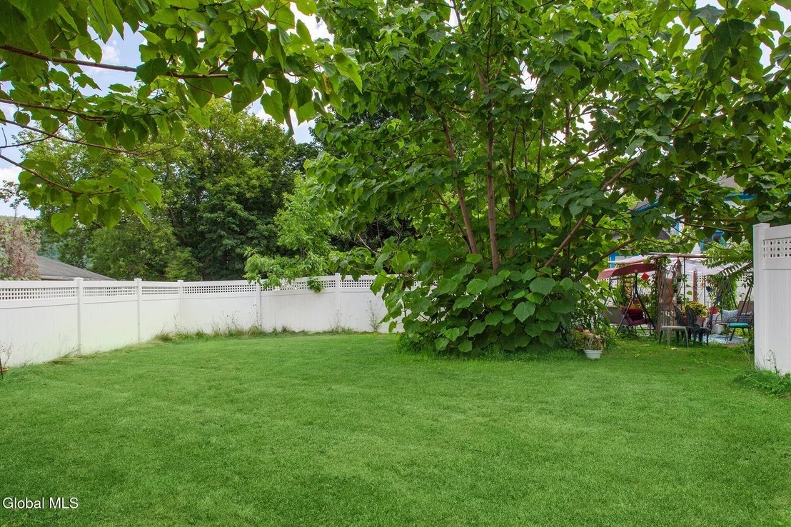 Photo of 102 Pleasant Avenue